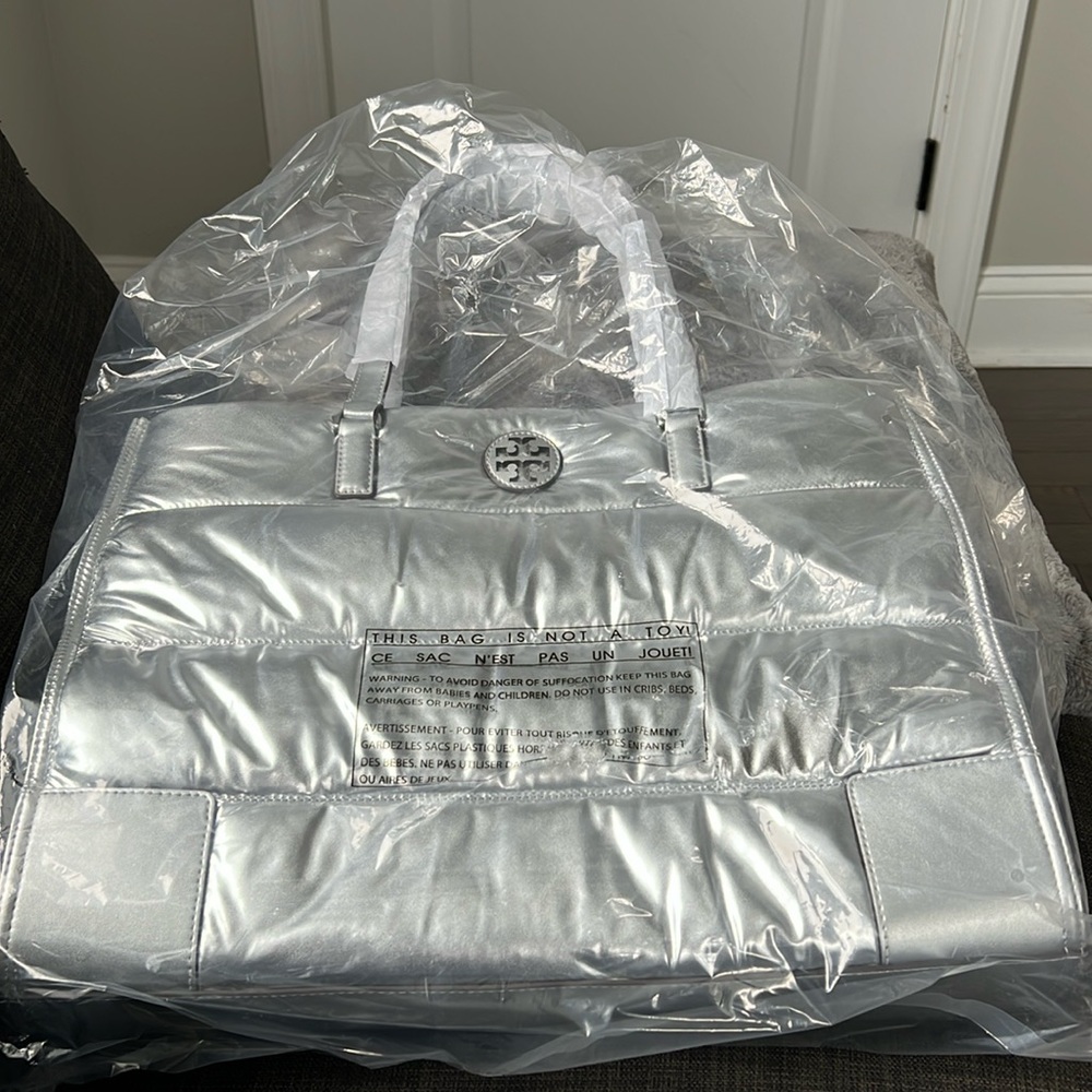 TORY BURCH Ella Nylon Qiulted Tote in Silver